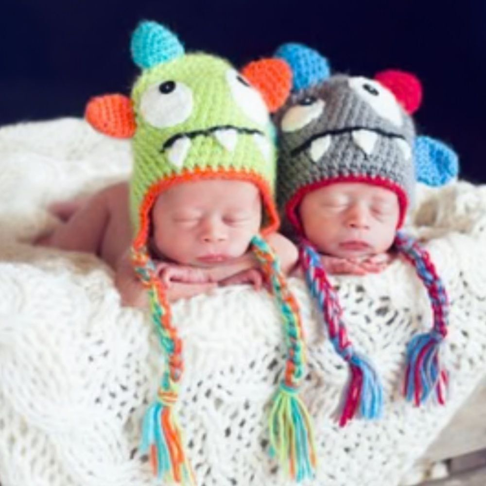 Daisy Baby Unisex Infant Beanie Hat Rowdy Monster in Green 0-6 months NWT